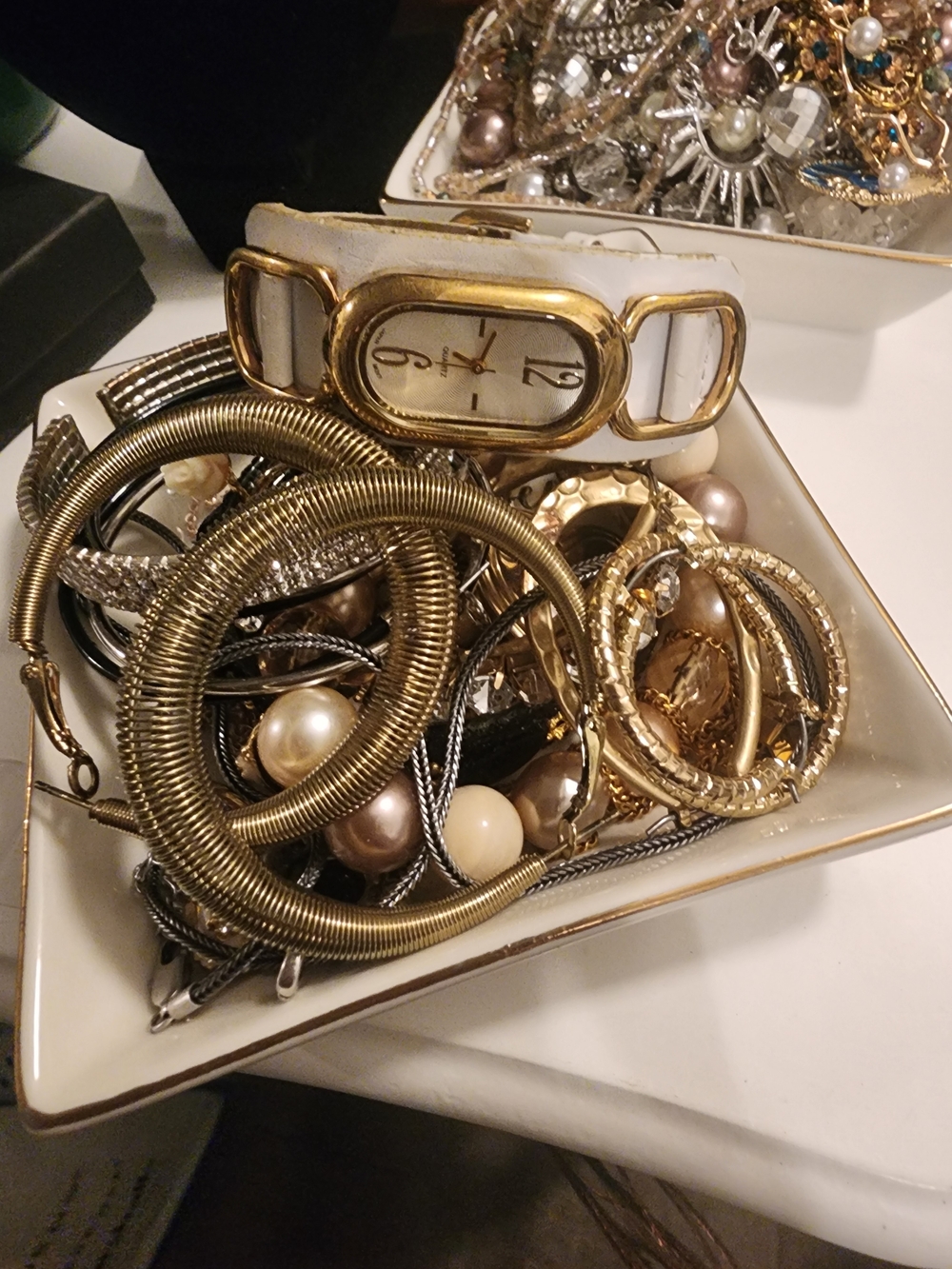 White and Gold Women's Bracelet Watch - Brand Unspecified